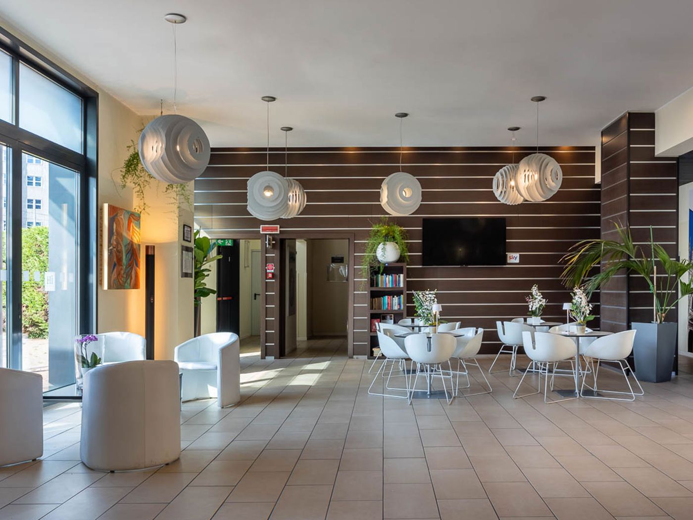 iH-Hotels-Milano-Gioia-General-view-12