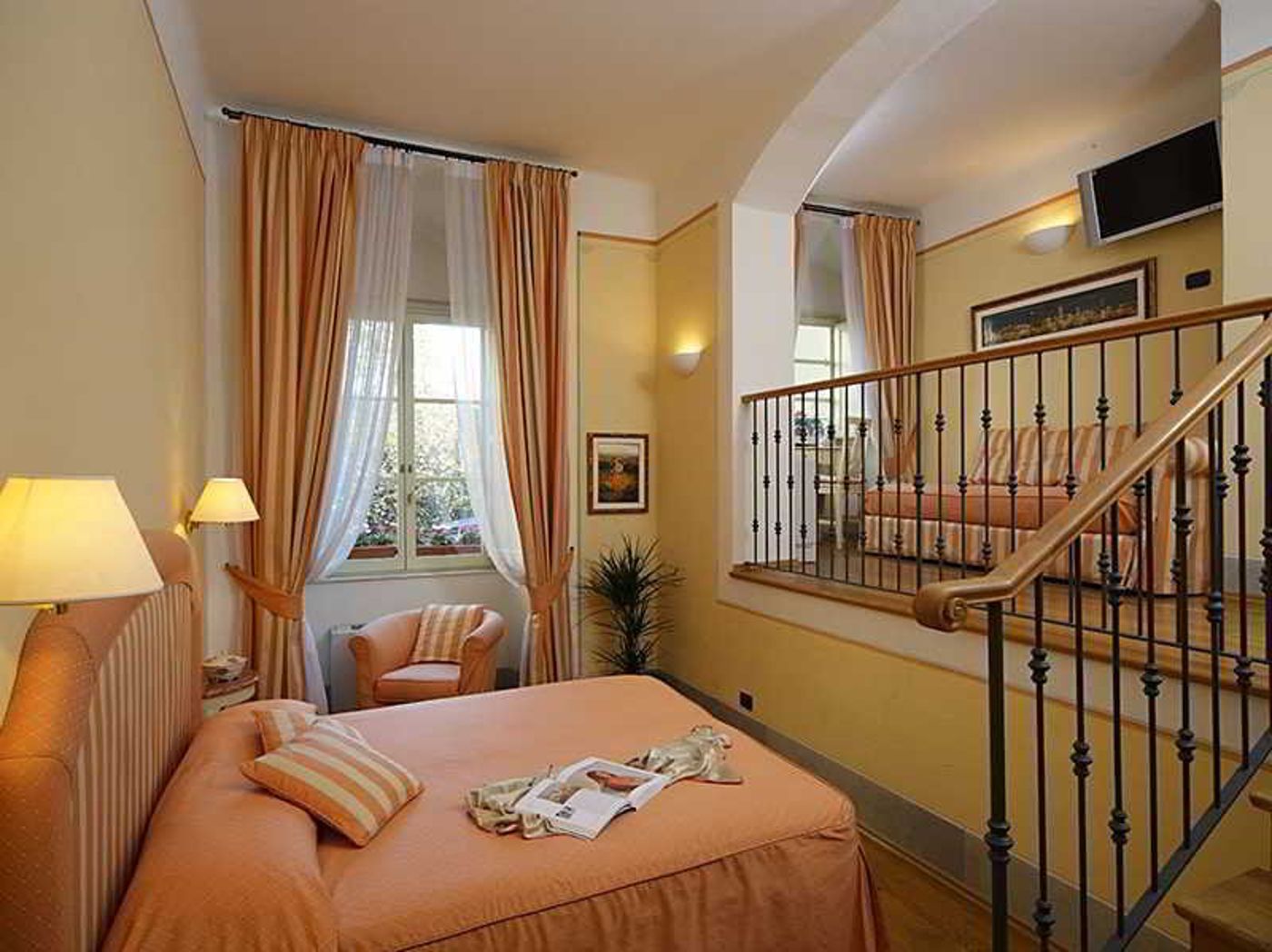 Palazzo-Busdraghi--Depoca-General-view-22