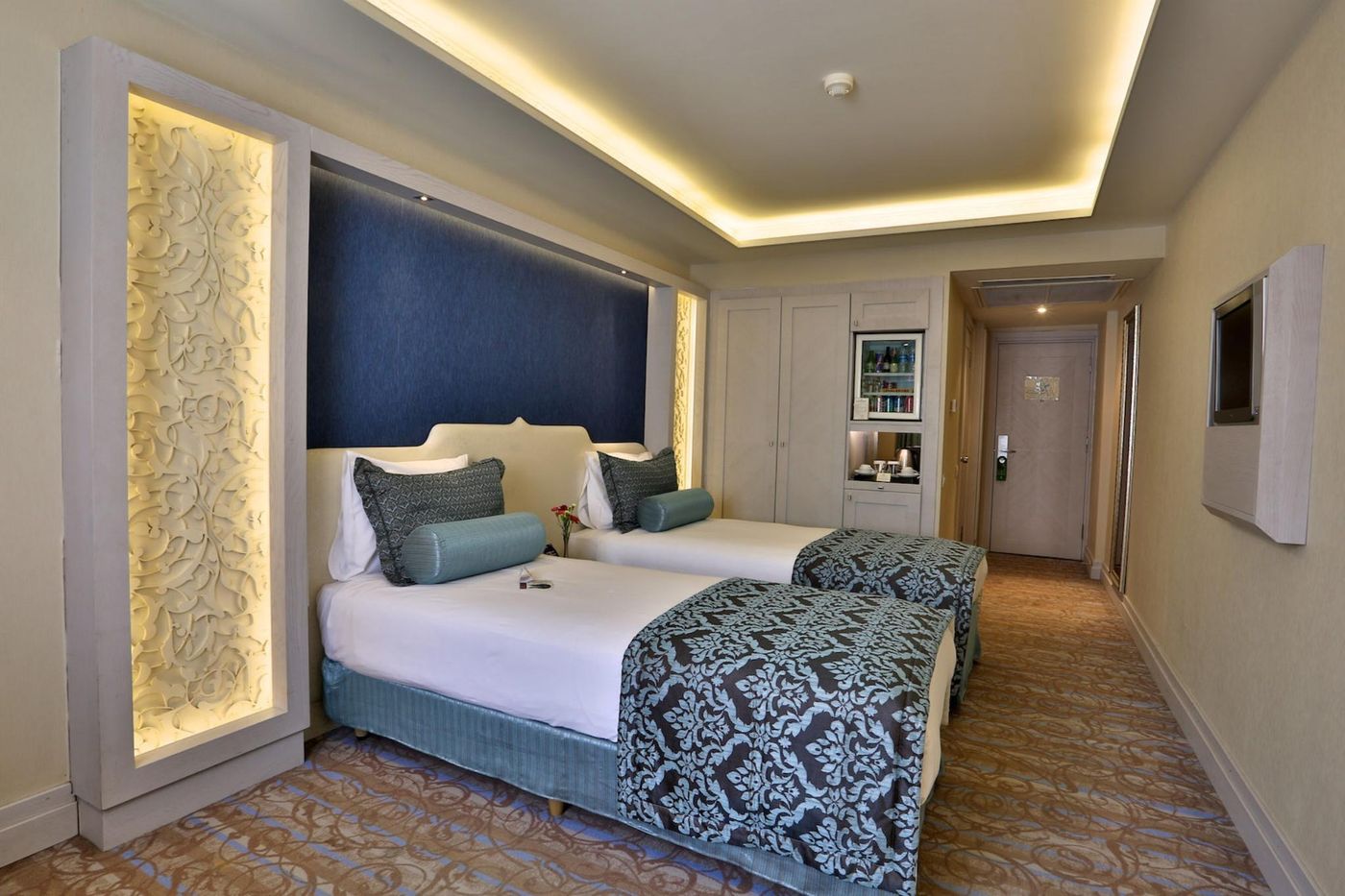 Hotel-Zurich-Istanbul-Room-16