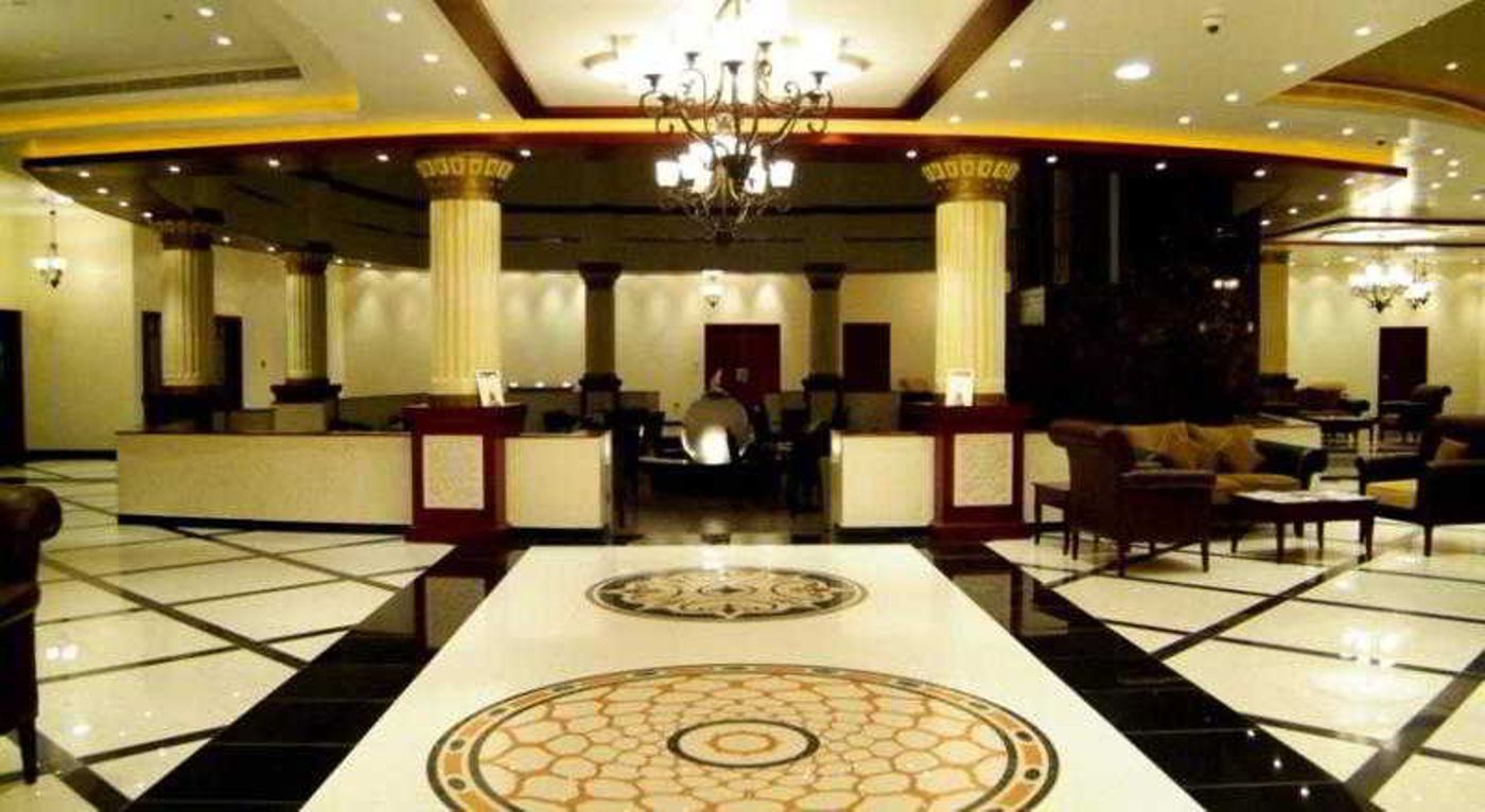 Golden-Tulip-Khatt-Springs-Hotel-and-Spa-Lobby-15