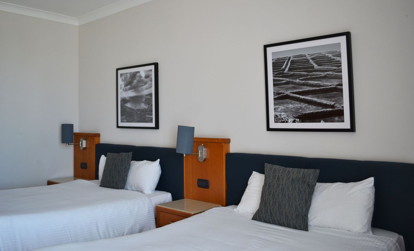 Cavalieri-Art-Hotel-Room-18