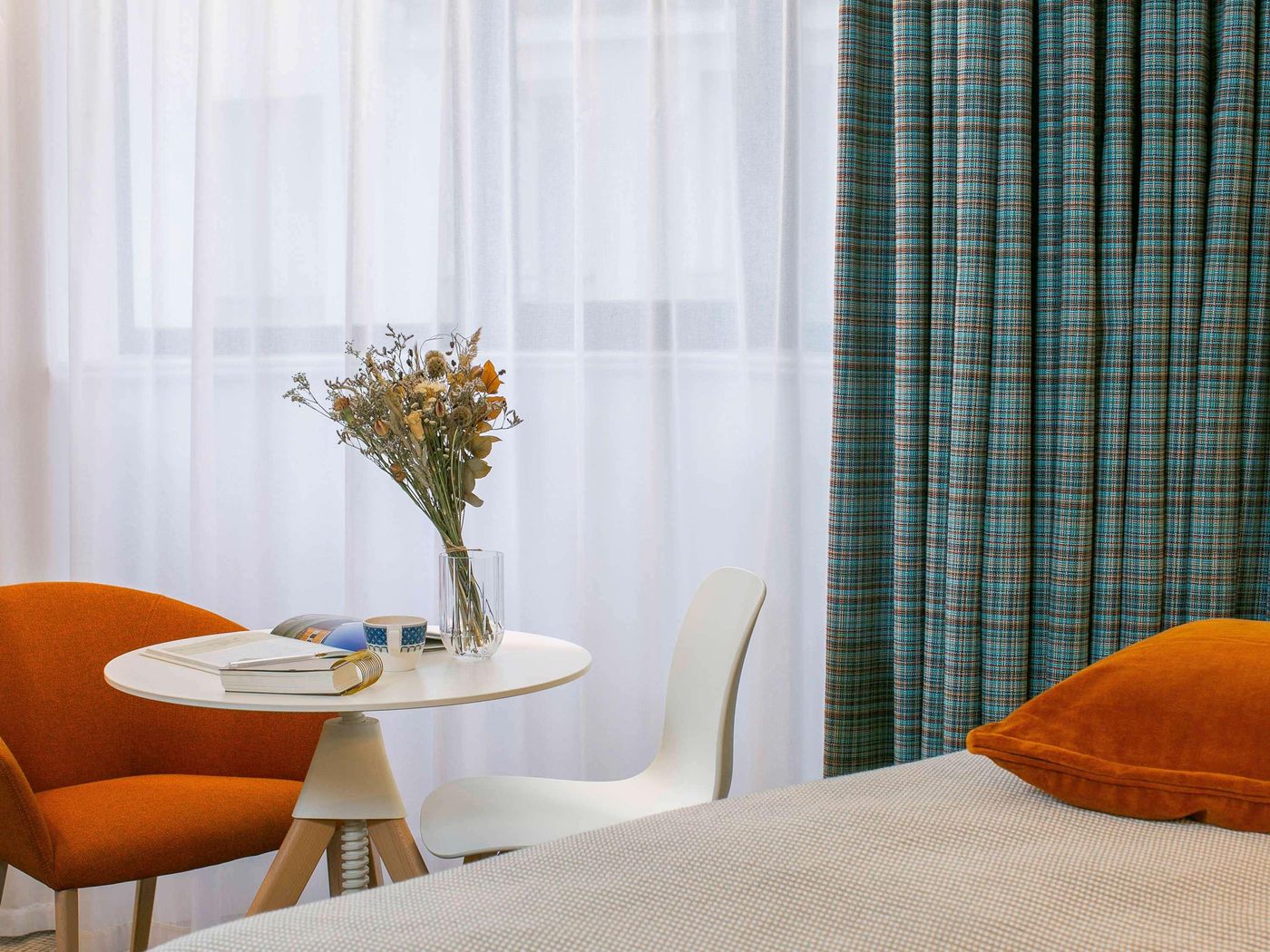 Hotel-Mercure-Paris-Gare-Montparnasse-Room-49