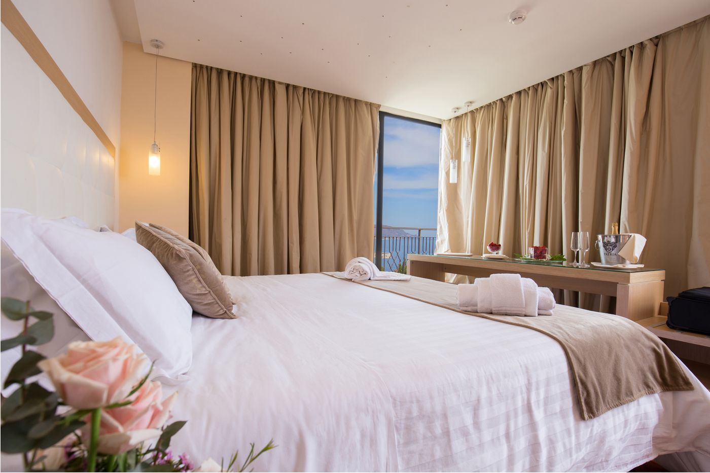 Villa-Esperia-Room-22