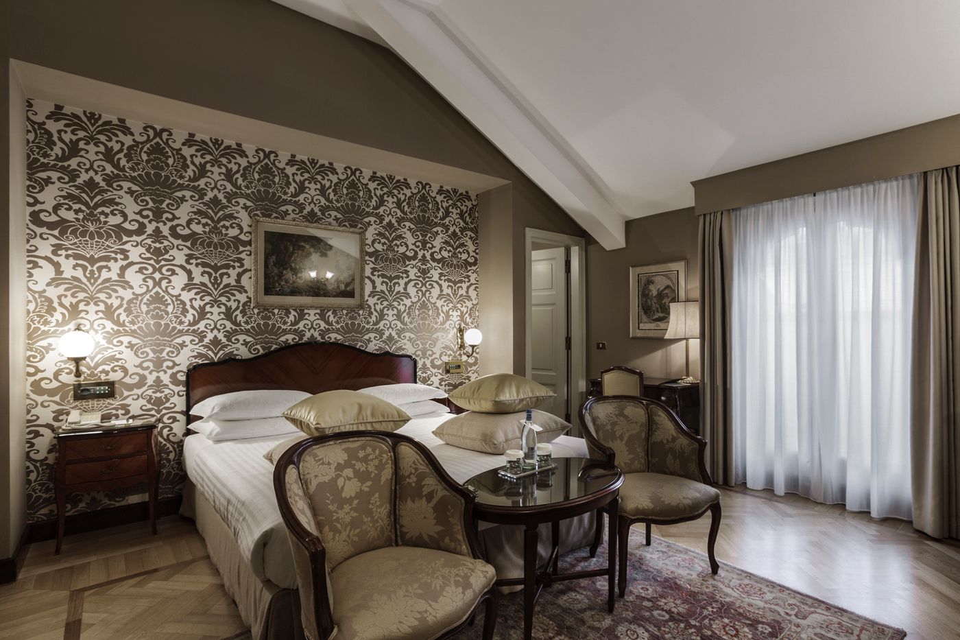 Grand-Hotel-et-de-Milan---The-Leading-Hotels-Room-30