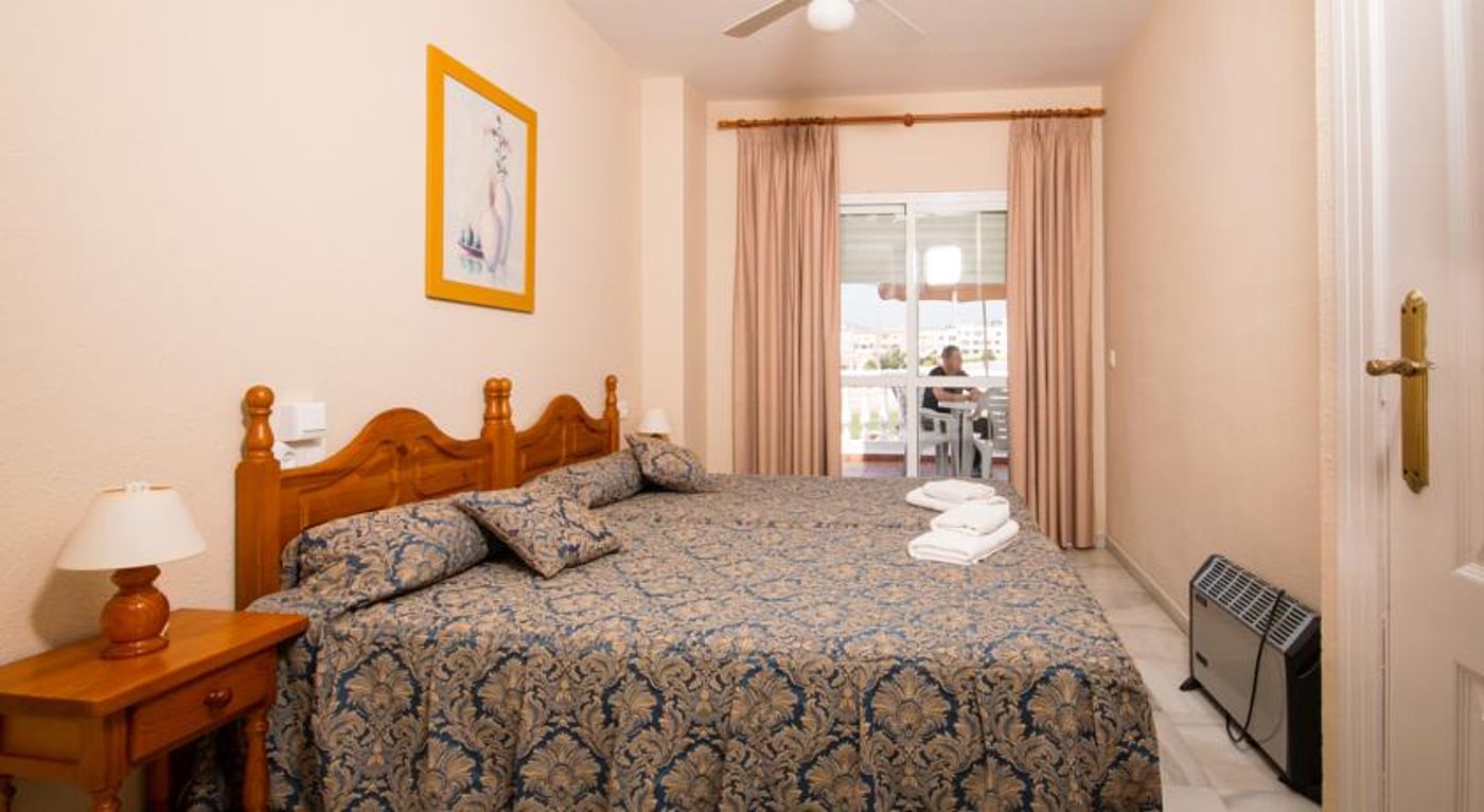 Las Rosas de Capistrano