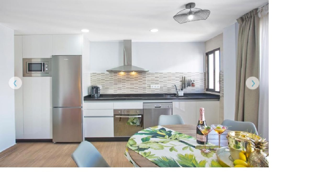 Pueblo-Evita-Club-Room-32