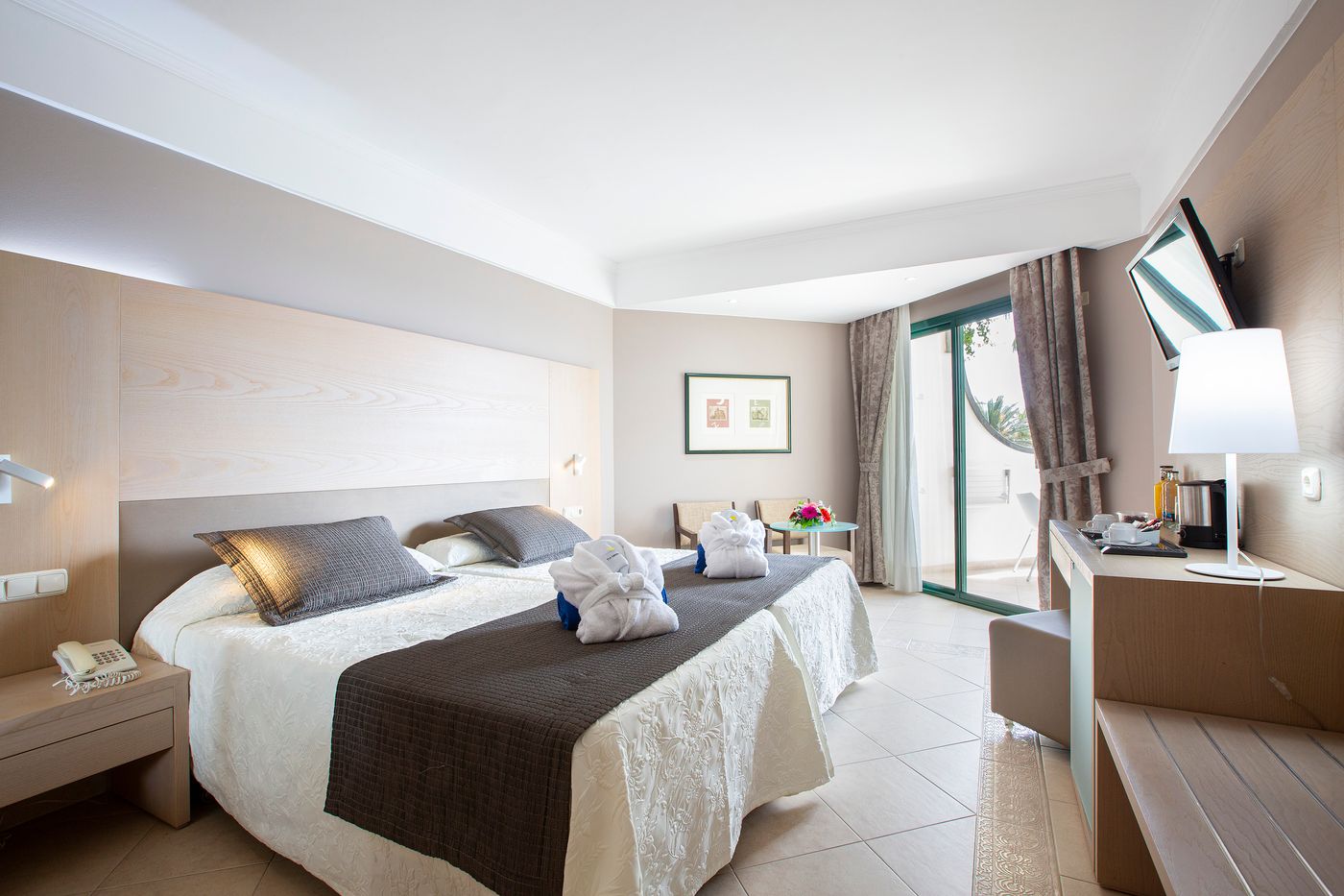 Hipotels-Natura-Palace-Room-27