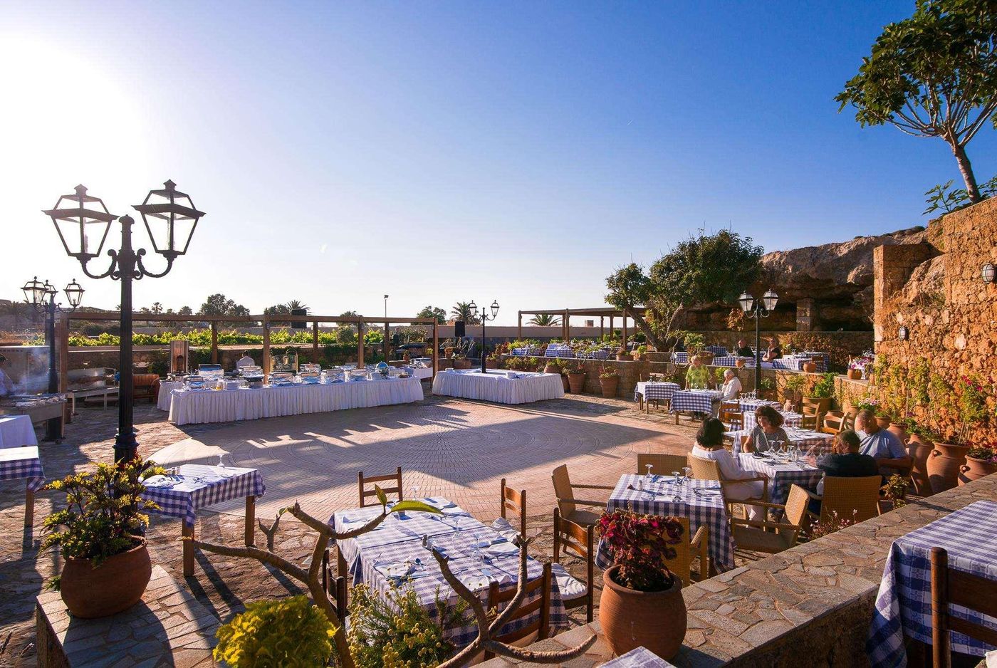 Kernos-Beach-Restaurant-5