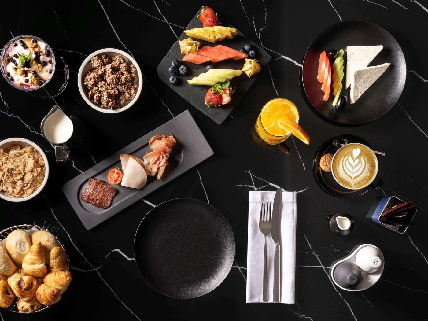 The-Emporium-Plovdiv---MGallery-Sports-and-Entertainment-48