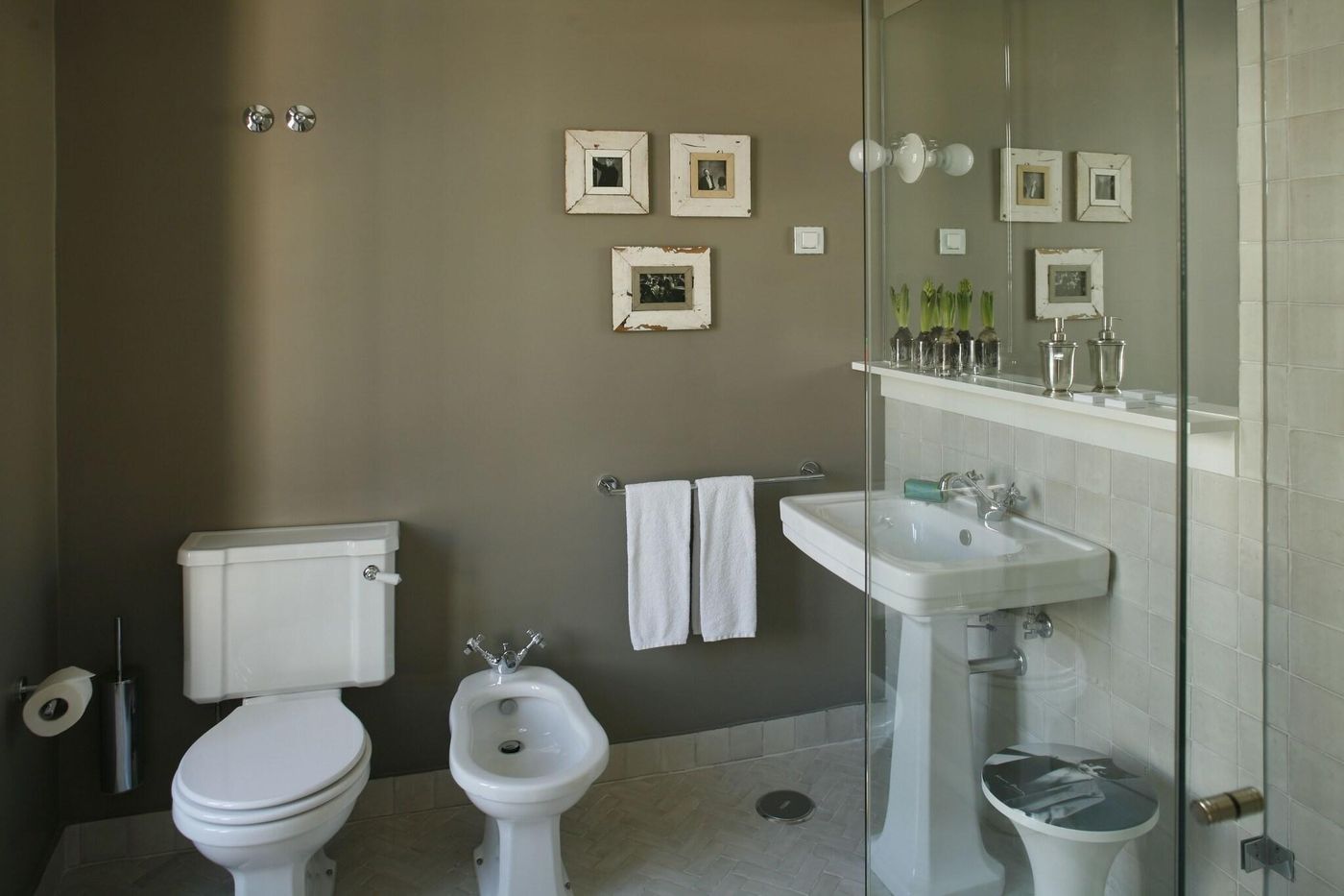 Casa-das-Janelas-com-Vista-Room-35