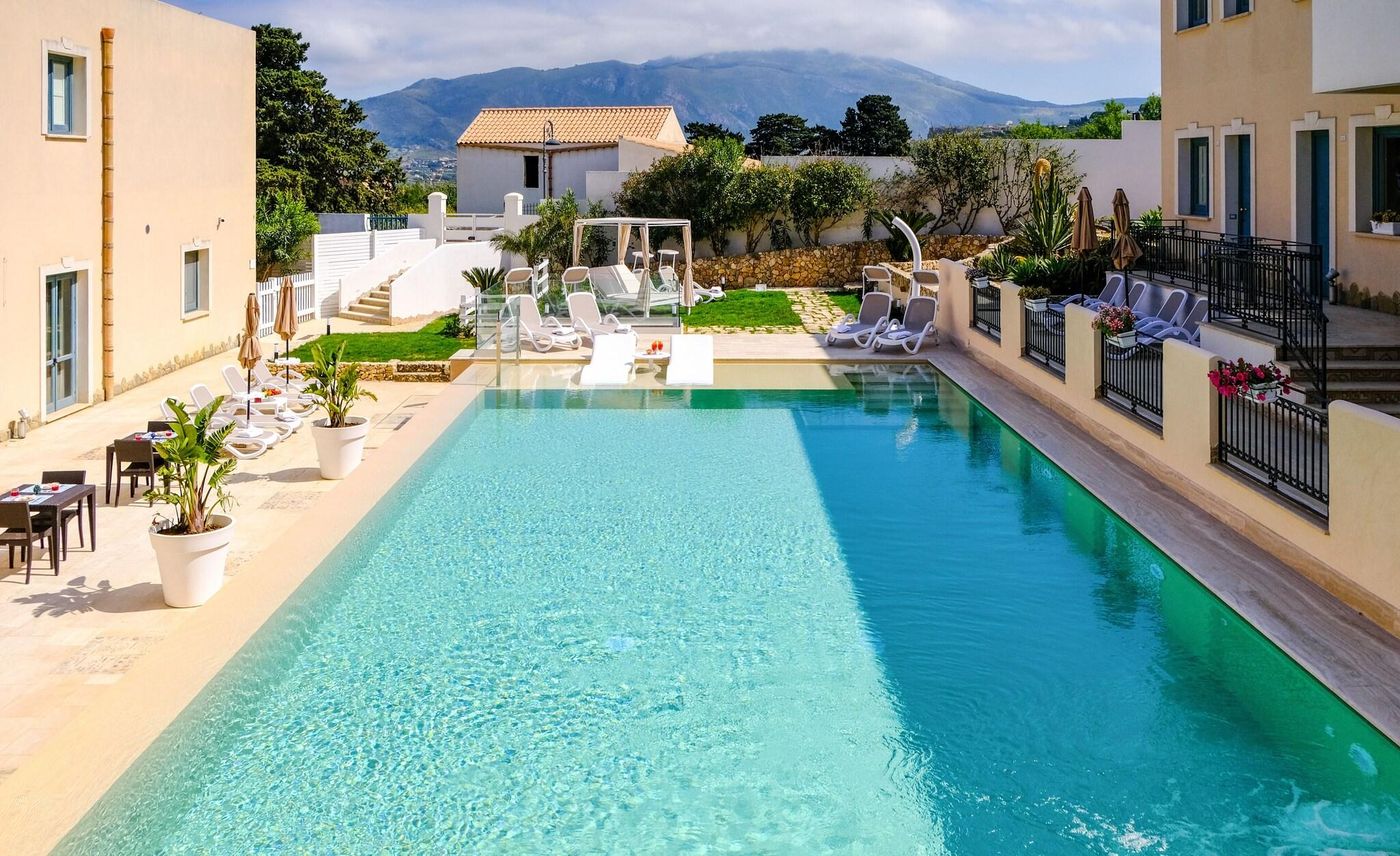 Hotel-Baglio-Di-Scopello-Pool-5