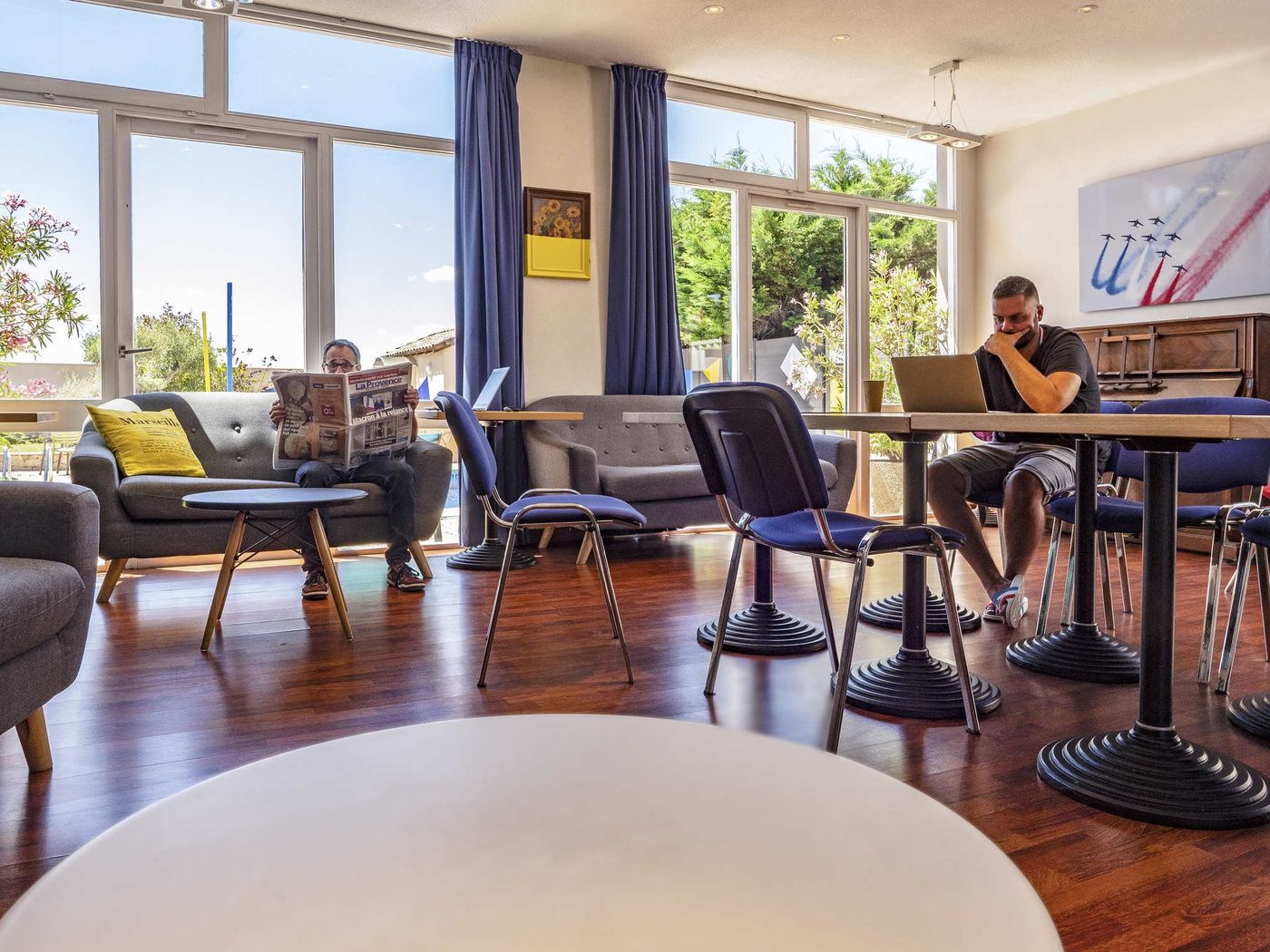 Greet Hotel Marseille Provence Aéroport-France-VITROLLES-Lobby-2