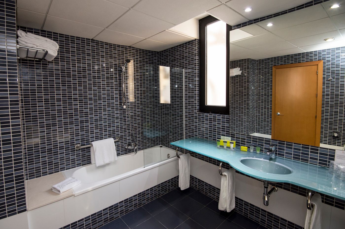 Sercotel-Malaga--ex-Silken-Puerta--Room-28