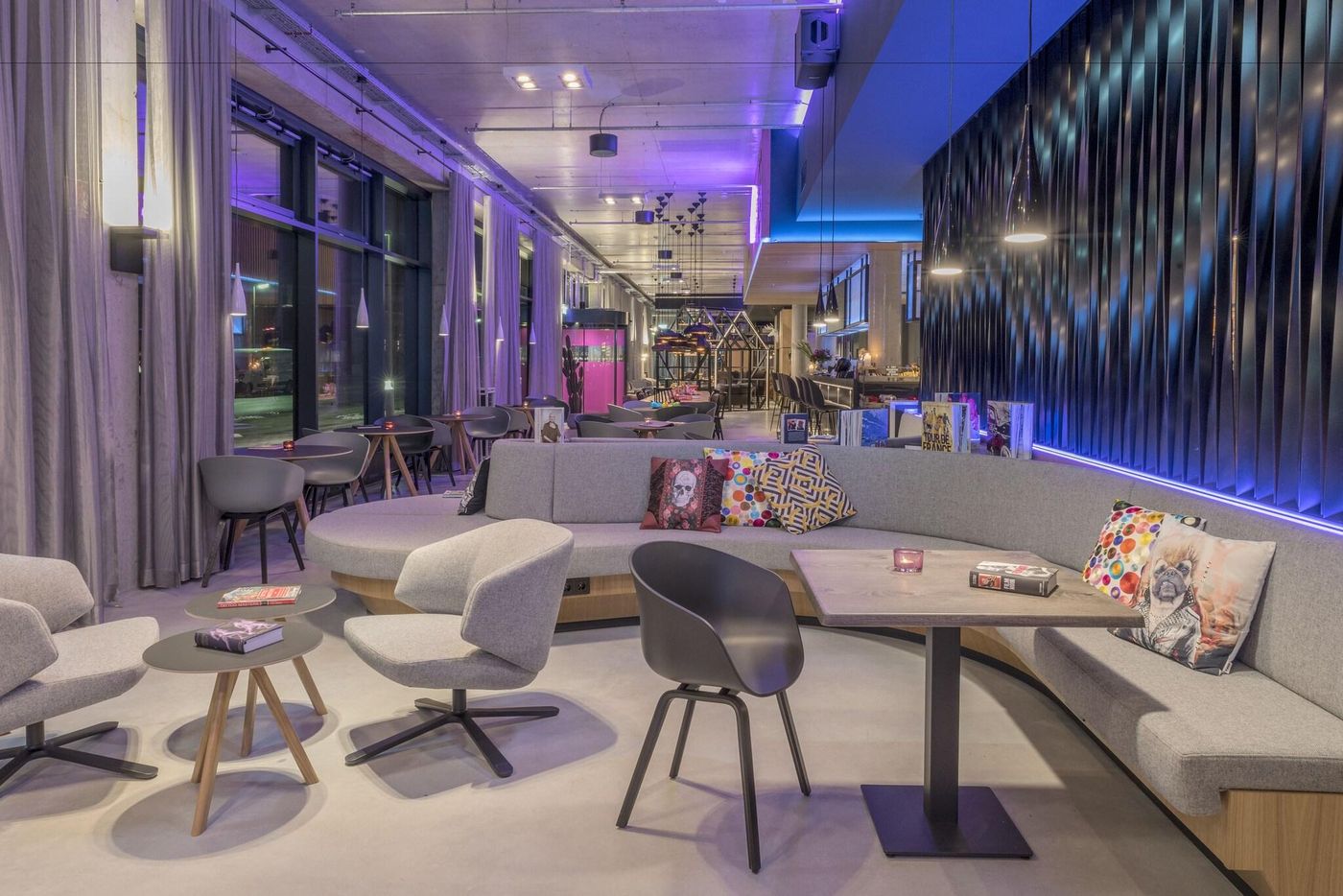 Moxy Glasgow Merchant City-United Kingdom-Glasgow-Lobby-8