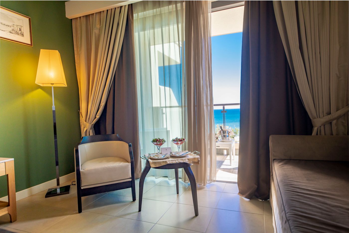 Cefalu Sea Palace 13