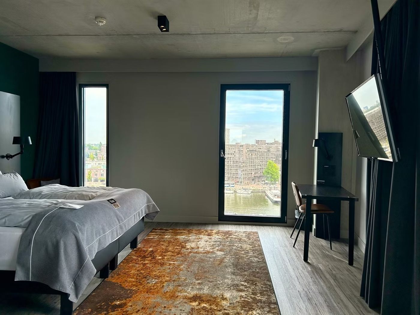 Holiday-Inn---the-niu--Fender-Amsterdam-Room-13