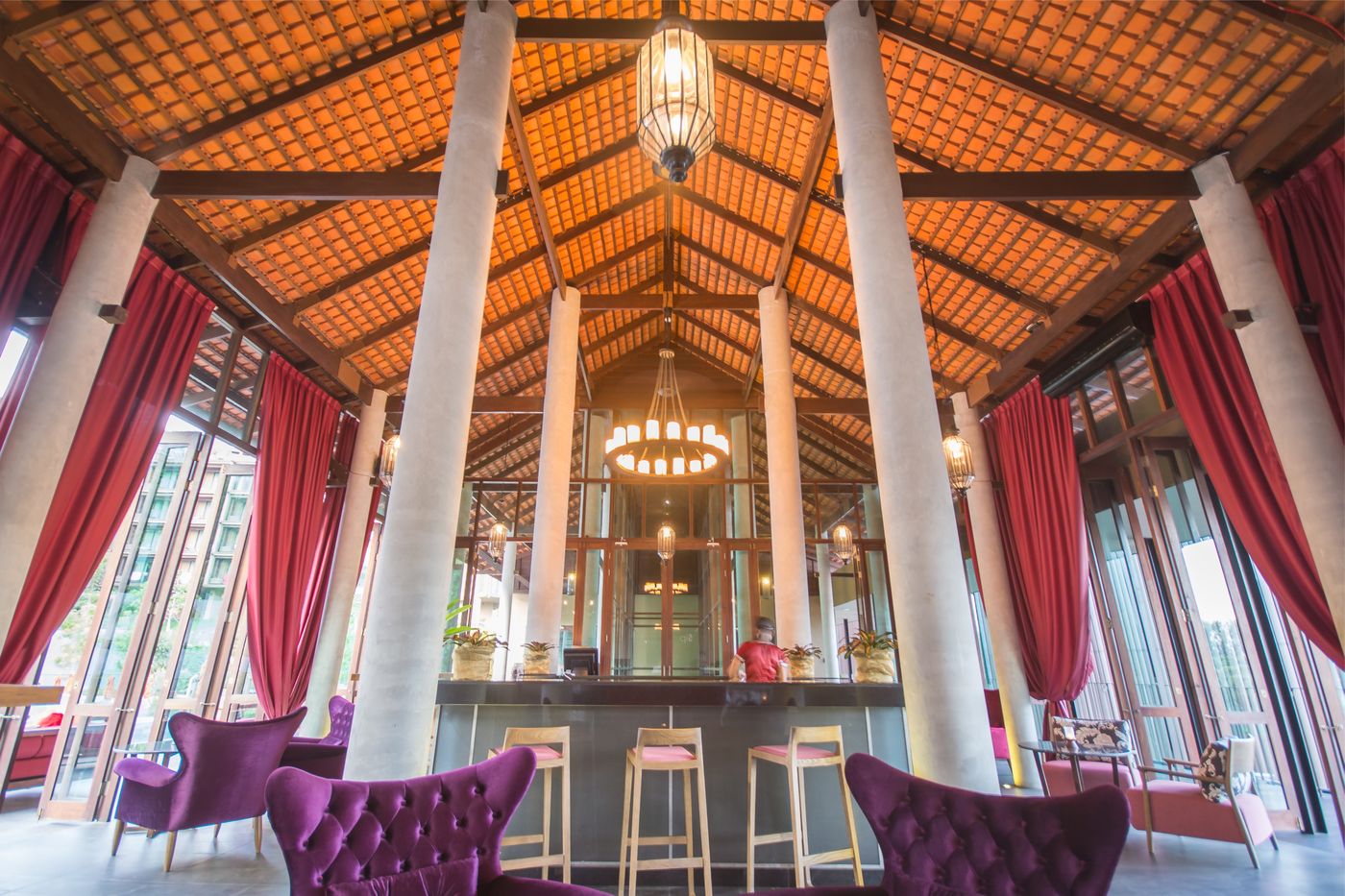 Sunsuri-Phuket-Bar-48