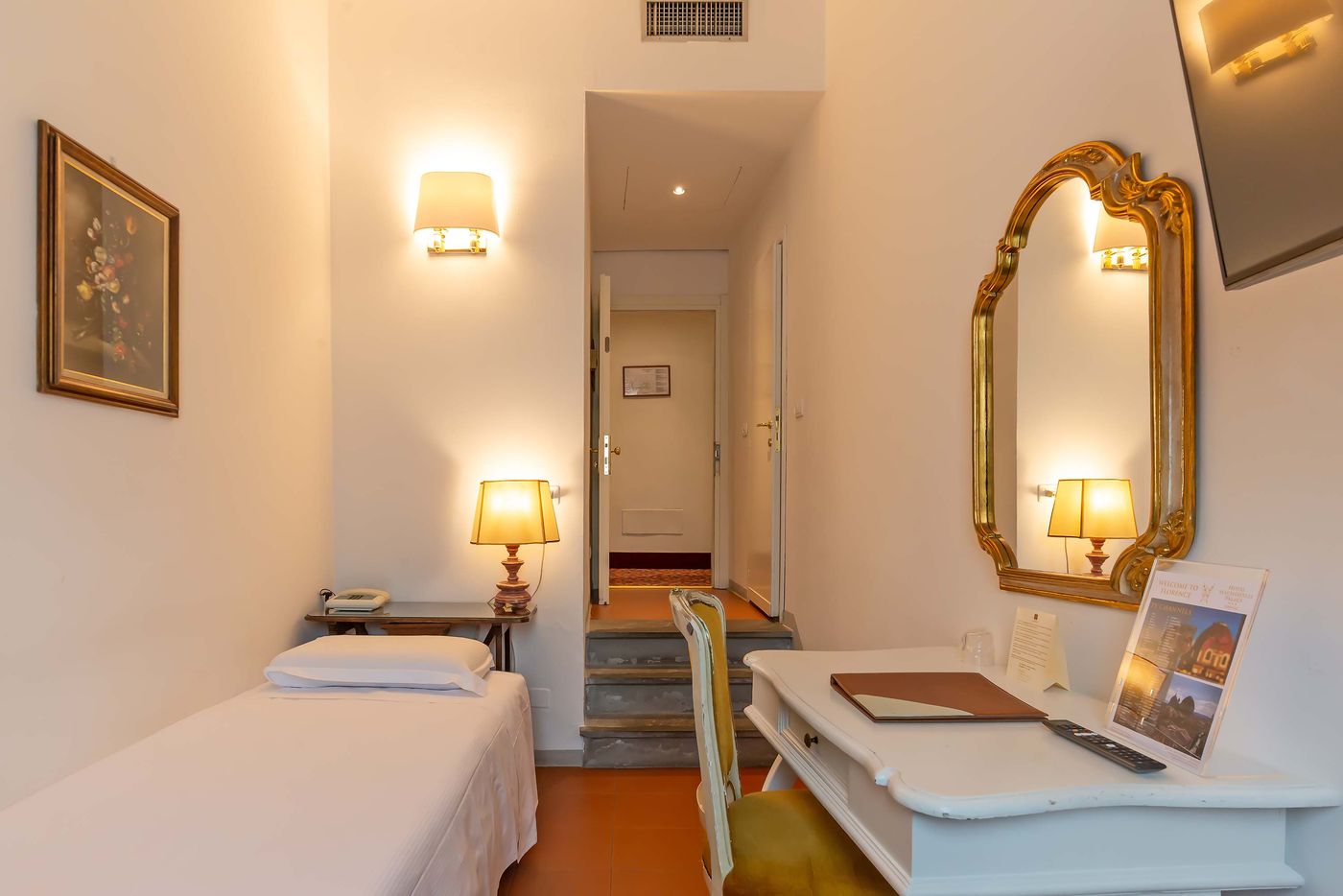 Machiavelli-Palace-Room-39