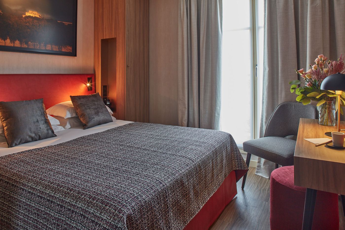 Atmospheres - France - PARIS - Room - 9