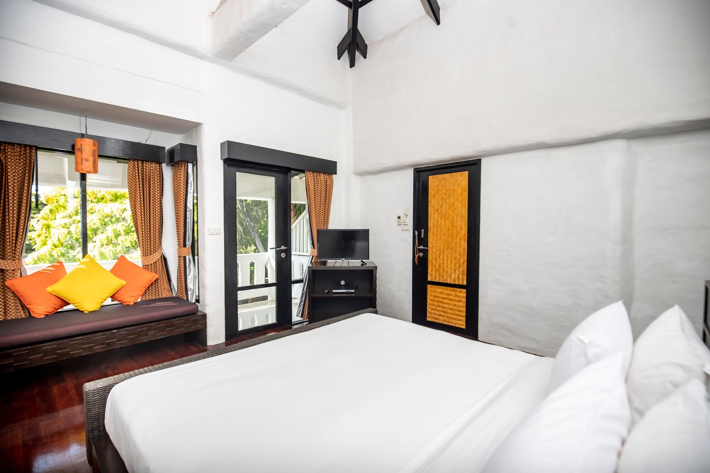 Punnpreeda-Beach-Resort-Room-22