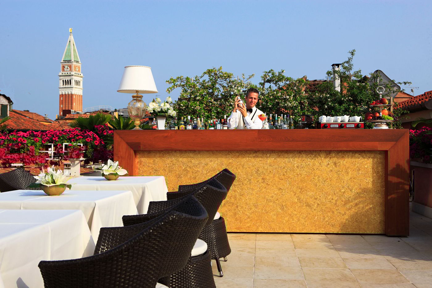 A-La-Commedia-Terrace-48