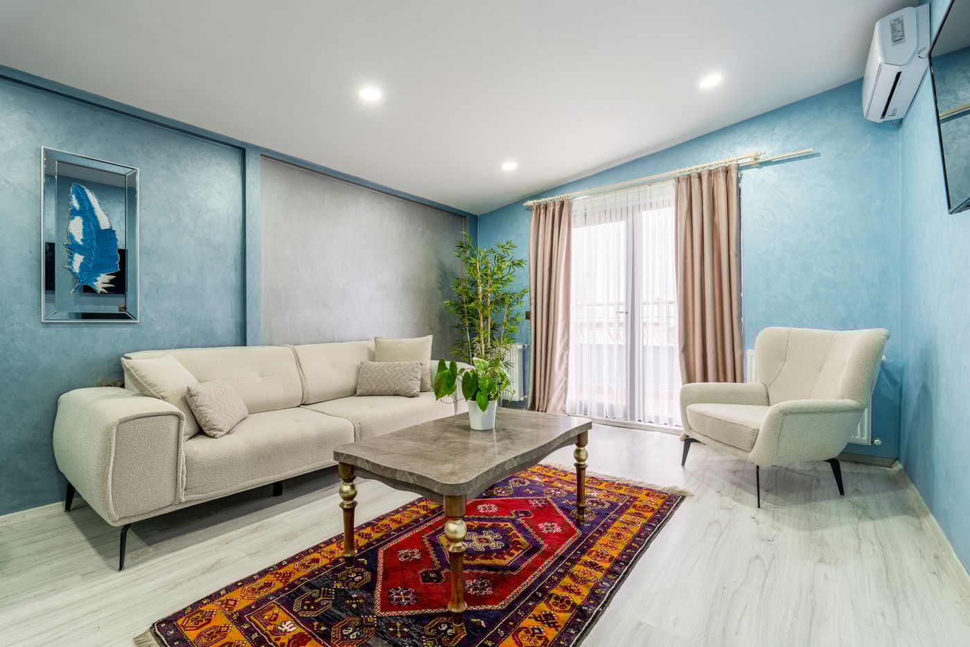 Monezza-Hotel-Room-9