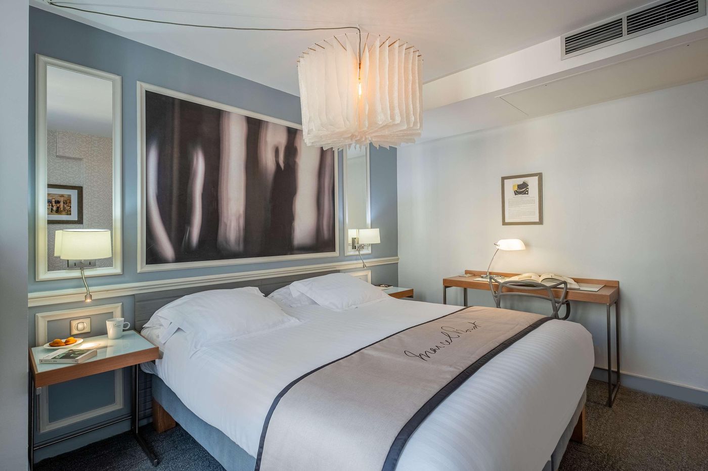 Hotel-Litteraire-Le-Swann--BW-Premier-Collection-Room-25