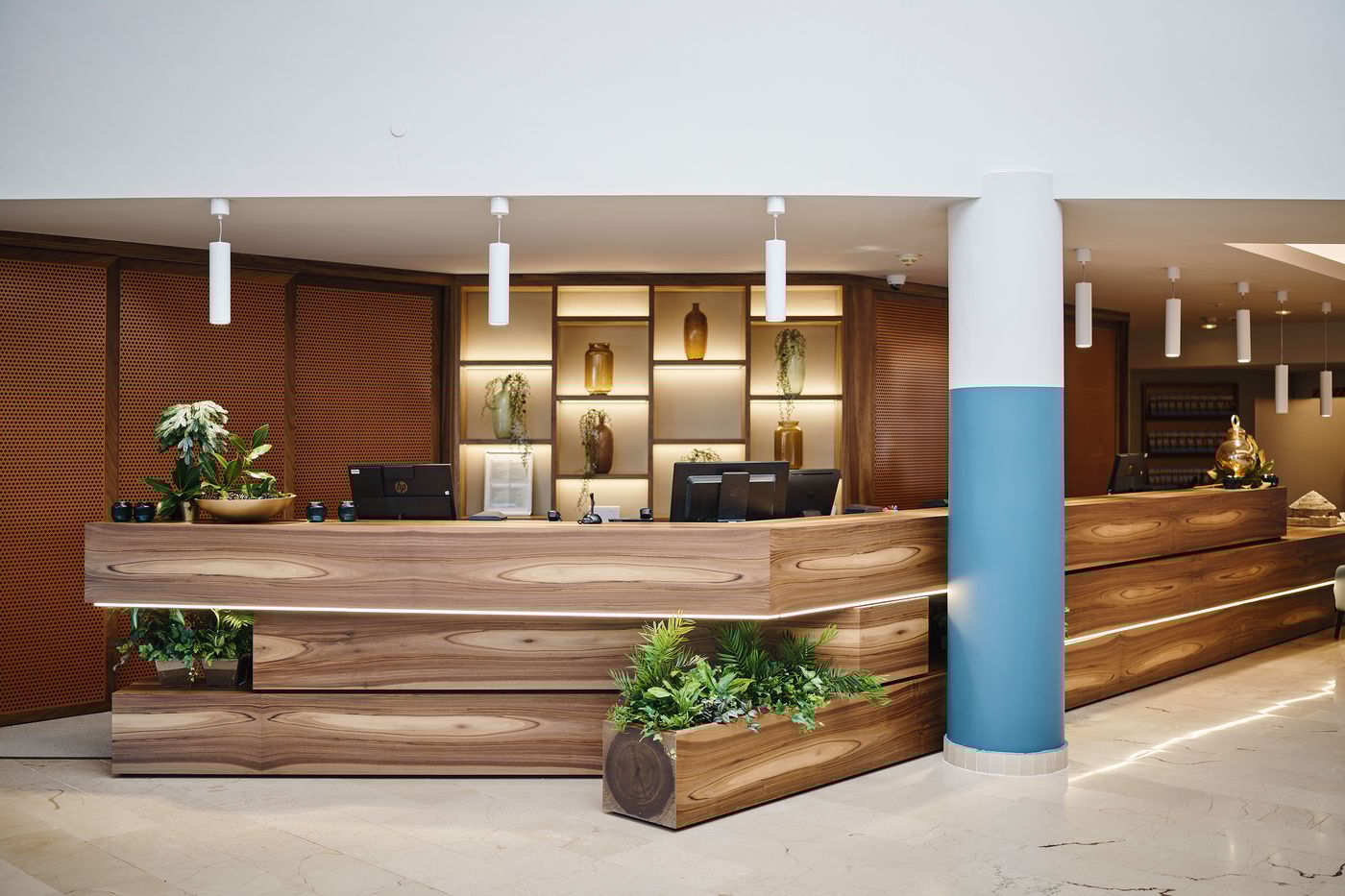 Aminess-Maestral-hotel-Lobby-52