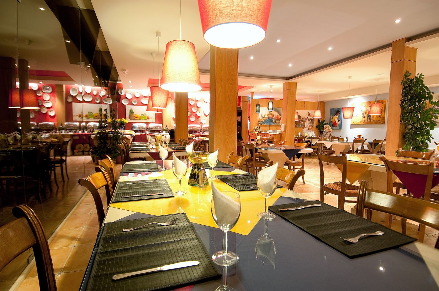 Luzmar-Villas-Restaurant-28