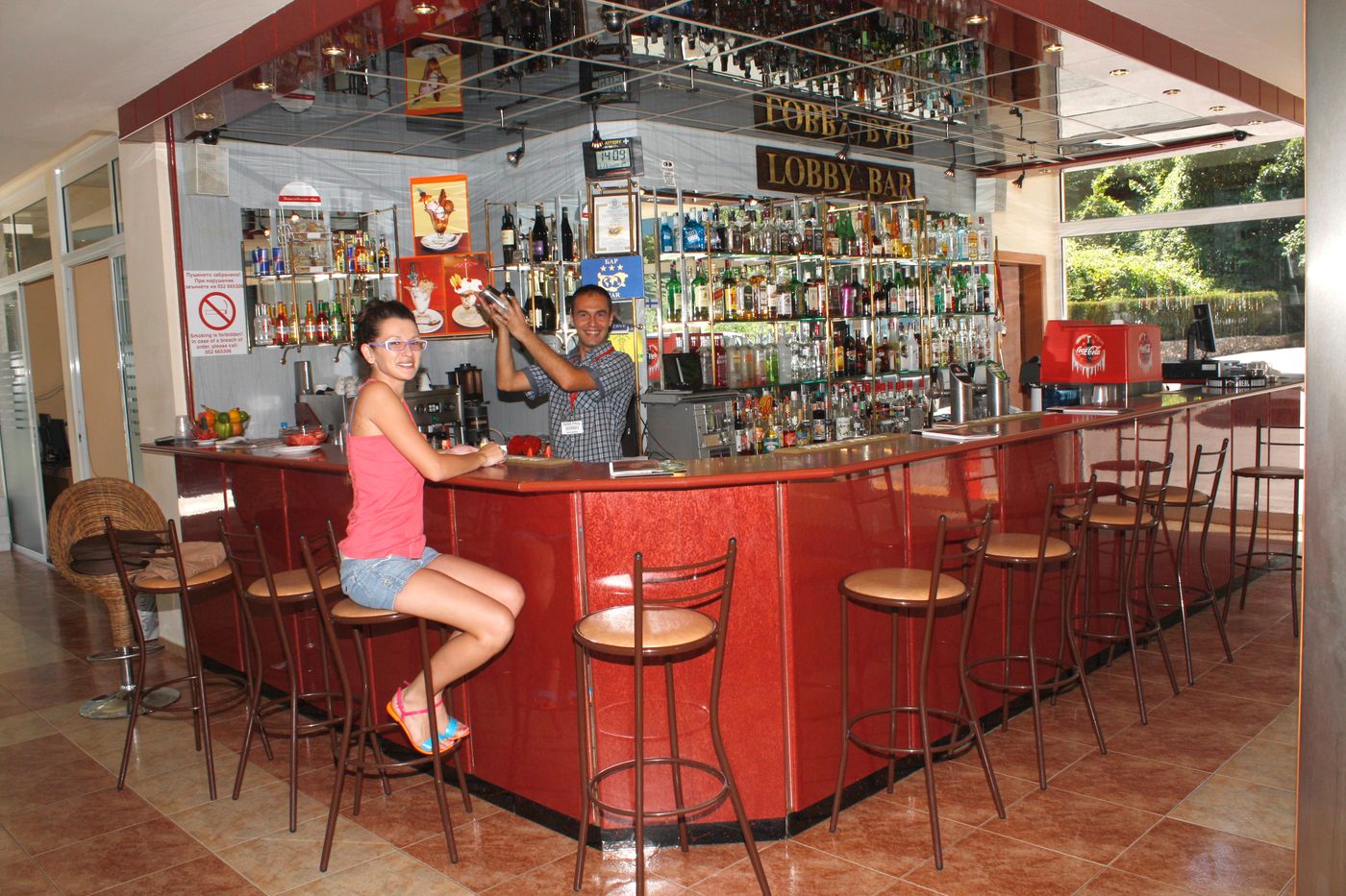 Hotel-Perla-Lobby-37