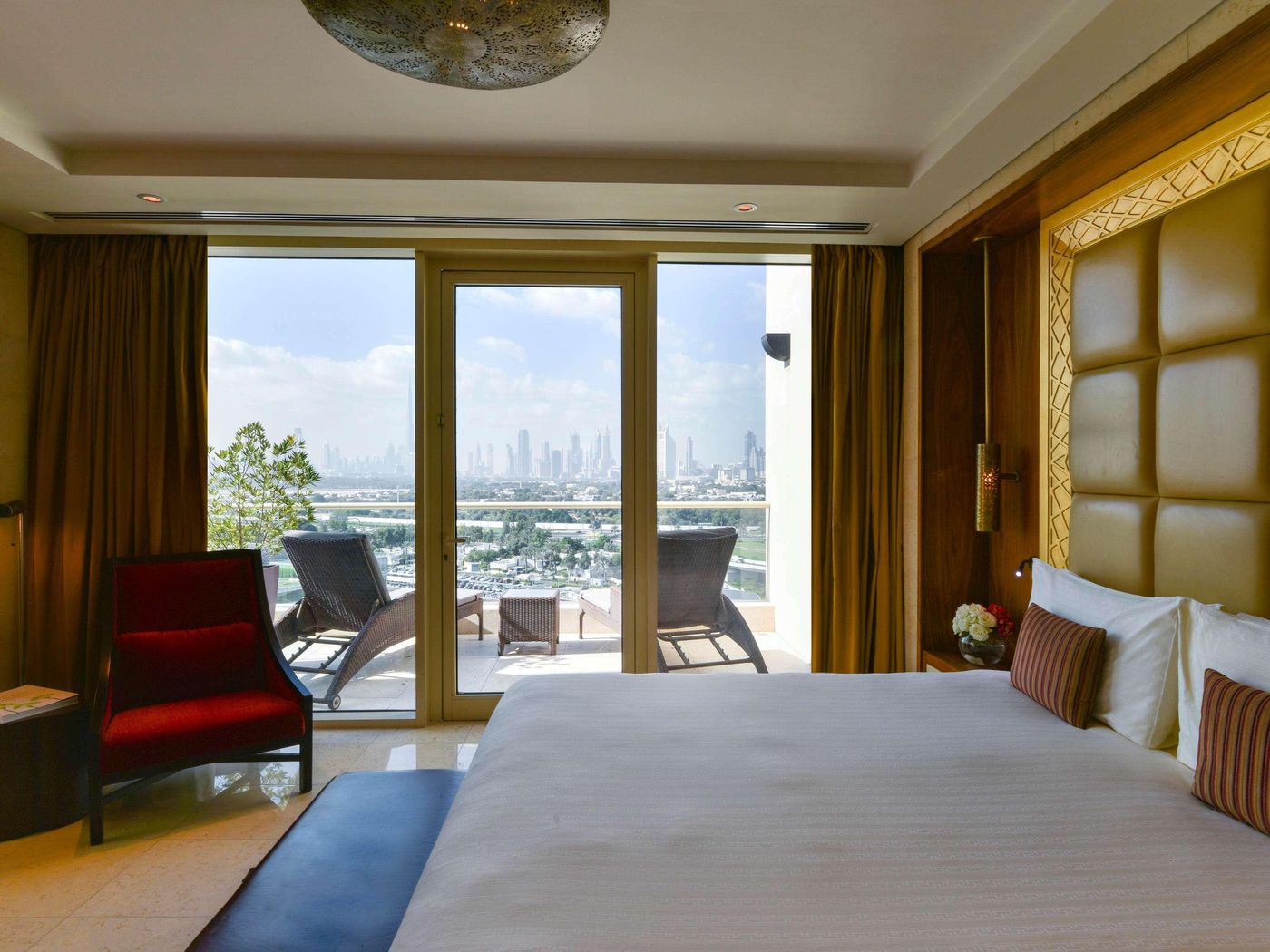 Raffles-Dubai-Hotel-Room-22