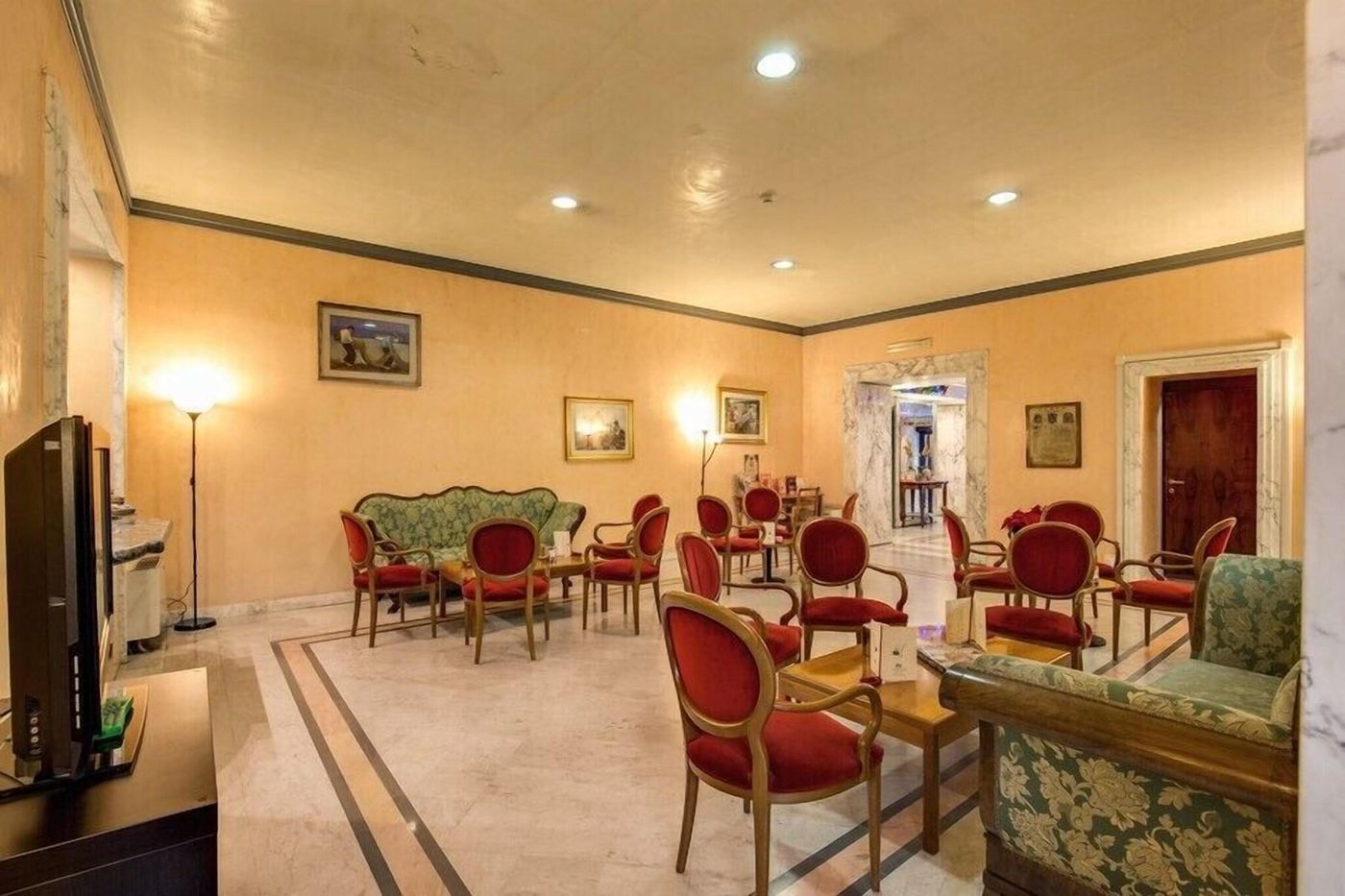 Hotel-San-Remo-Lobby-18