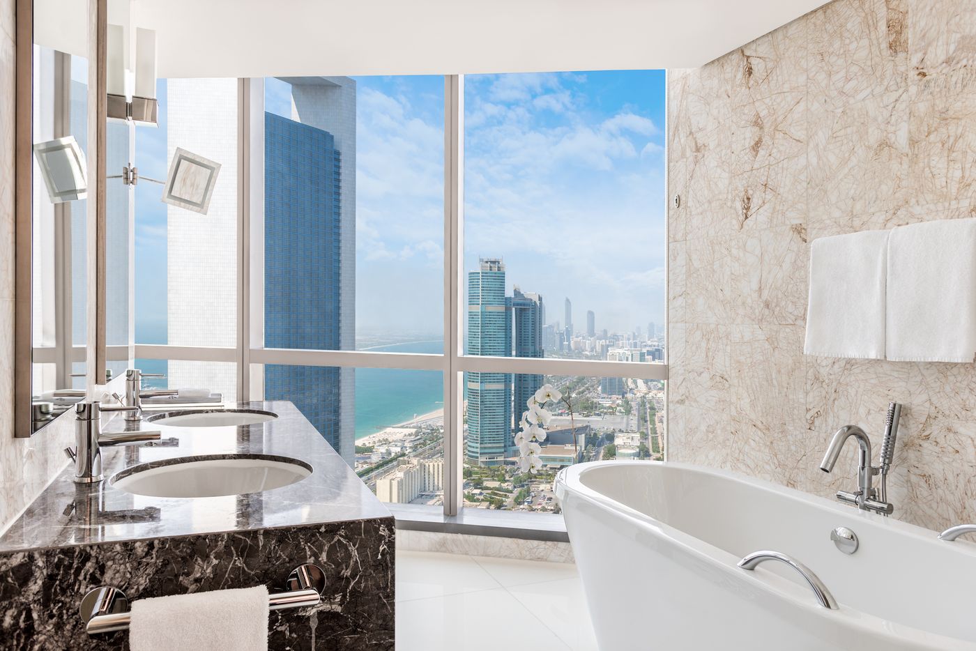 Conrad Abu Dhabi Etihad Towers 10