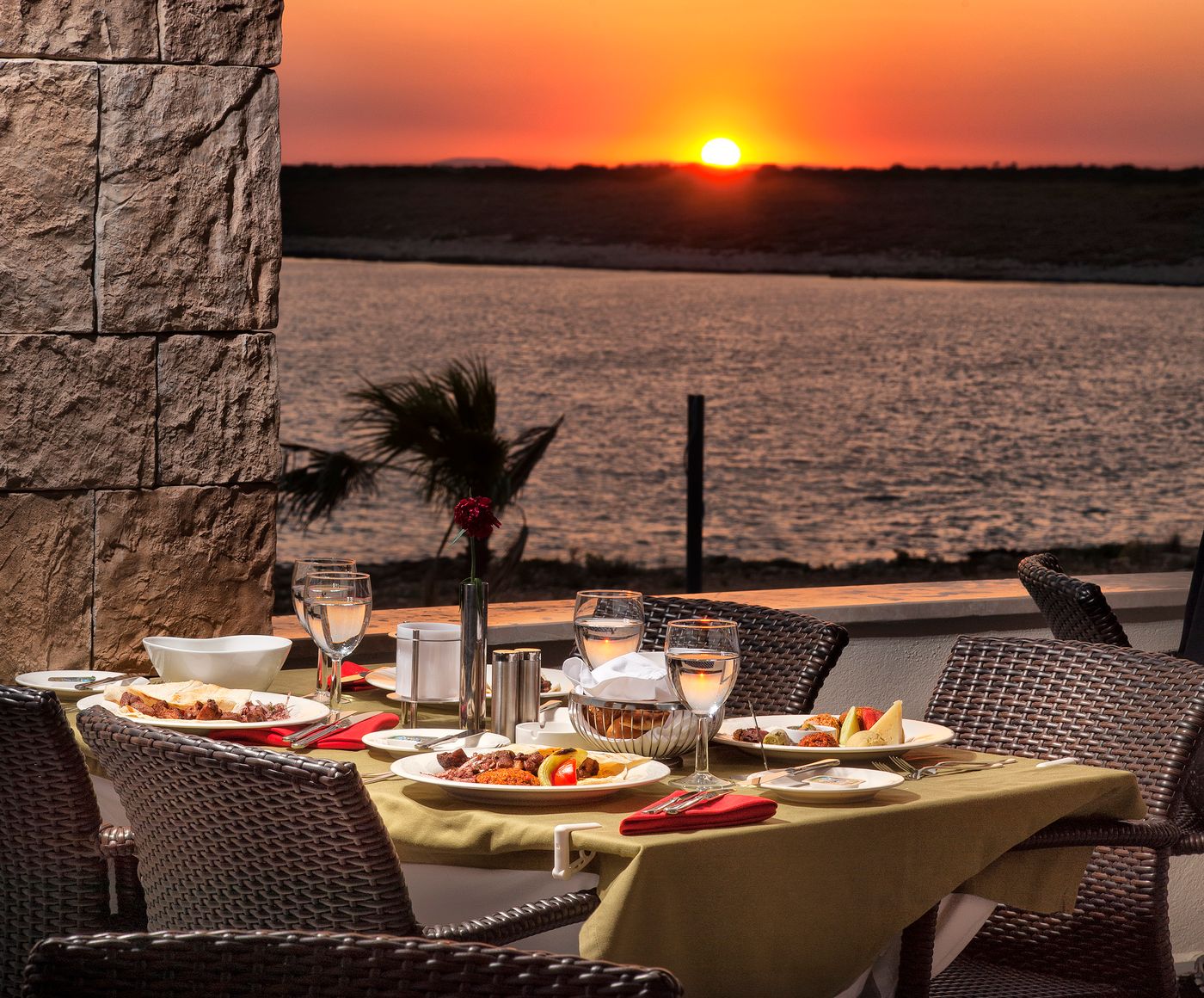 Aquasis Deluxe Resort & Spa