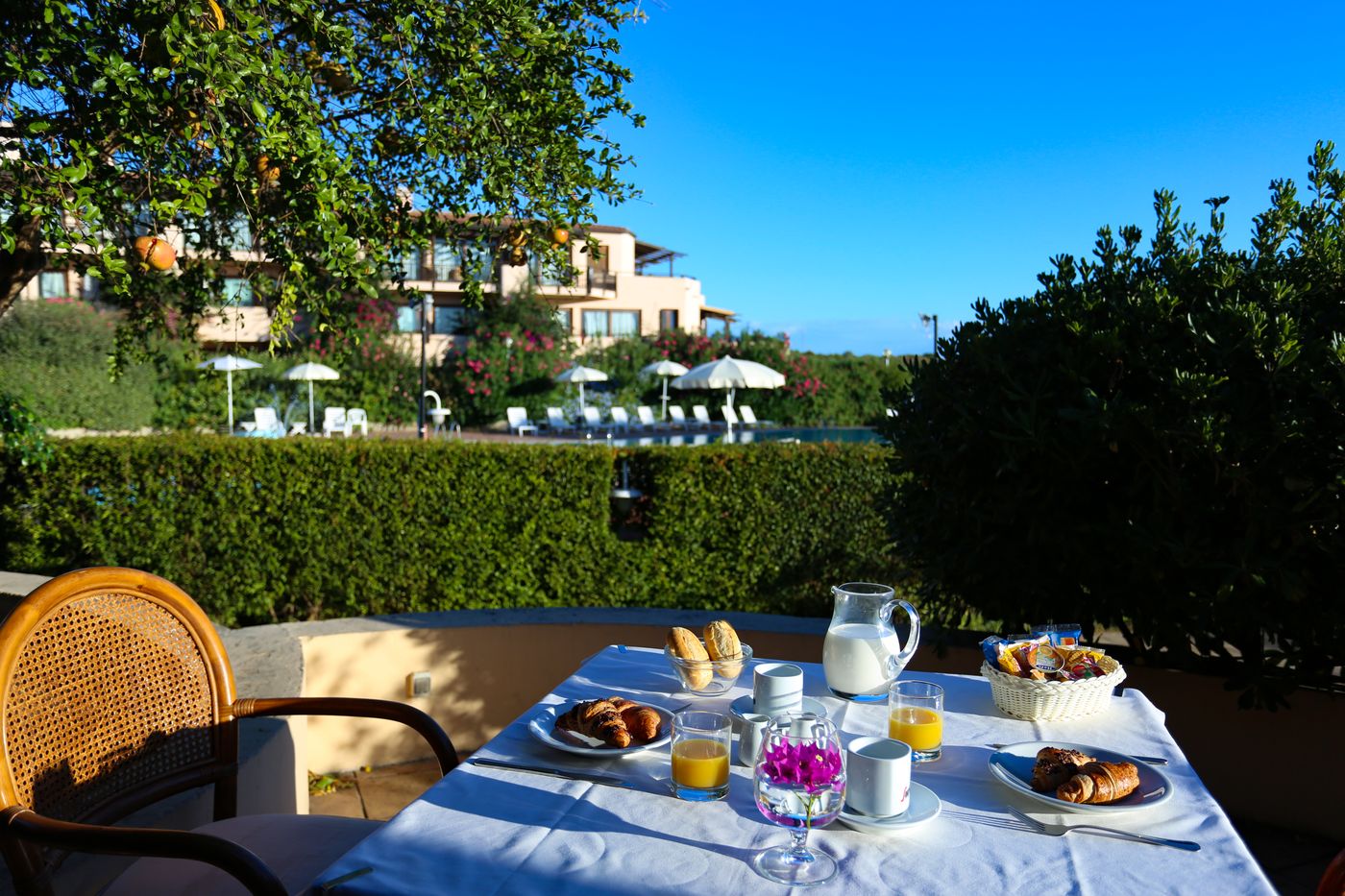 Swadeshi-Sporting-Hotel-Tanca-Manna-Bar-11