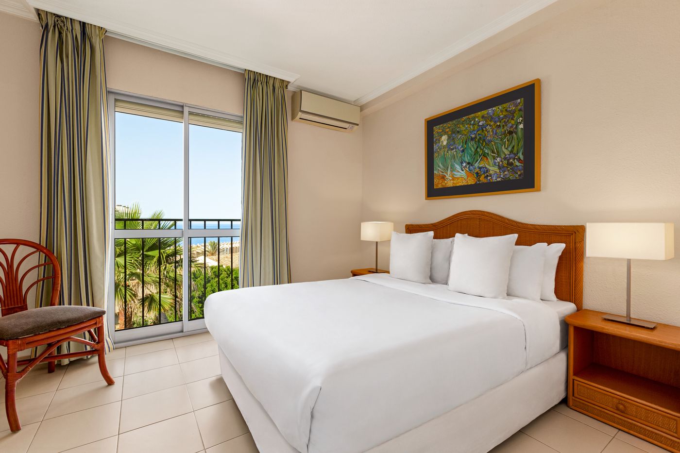 Ramada-Hotel---Suites-by-Wyndham-Costa-del-Sol-Room-27