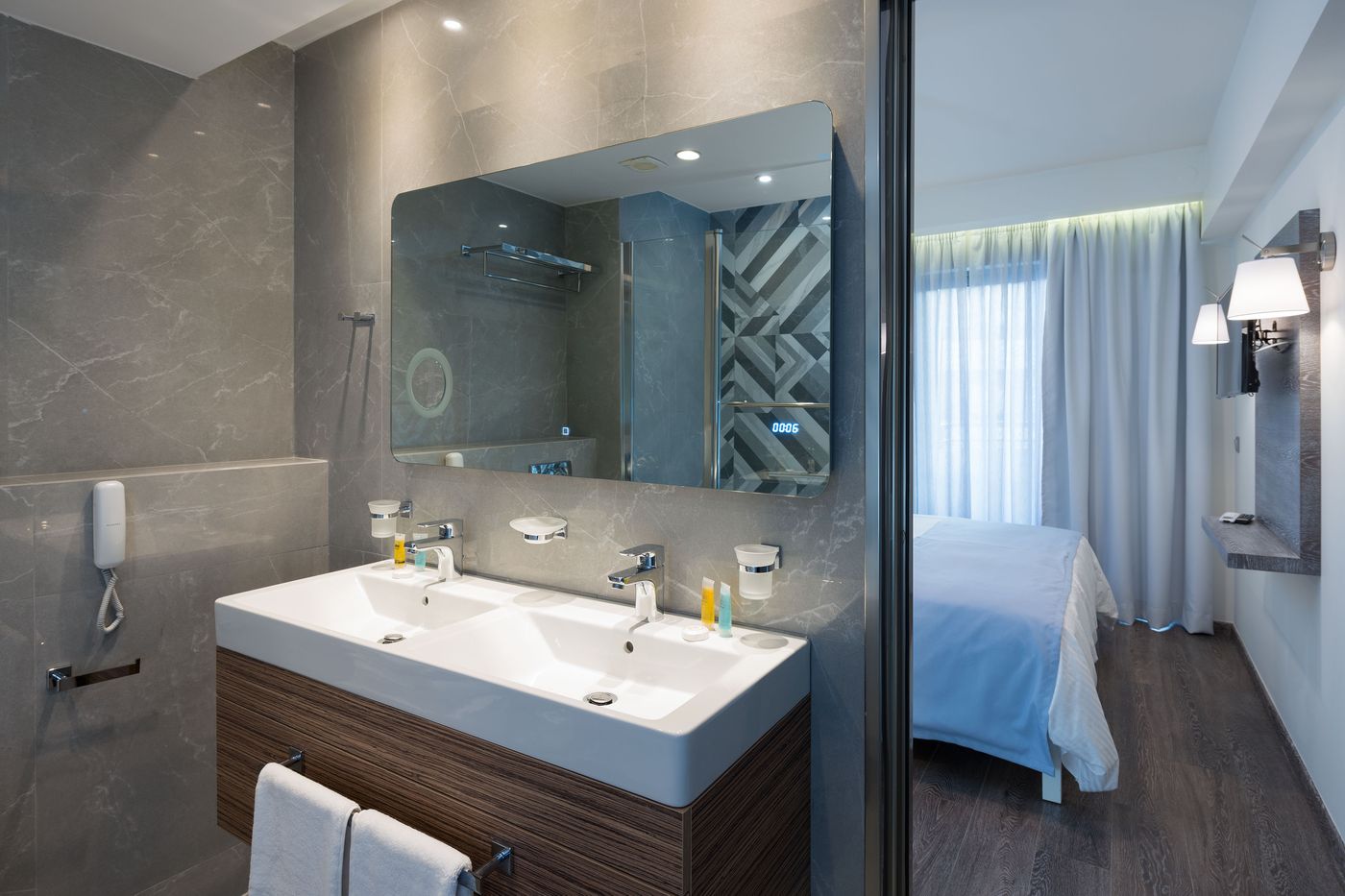 Bio-Suites-Hotel-Room-54