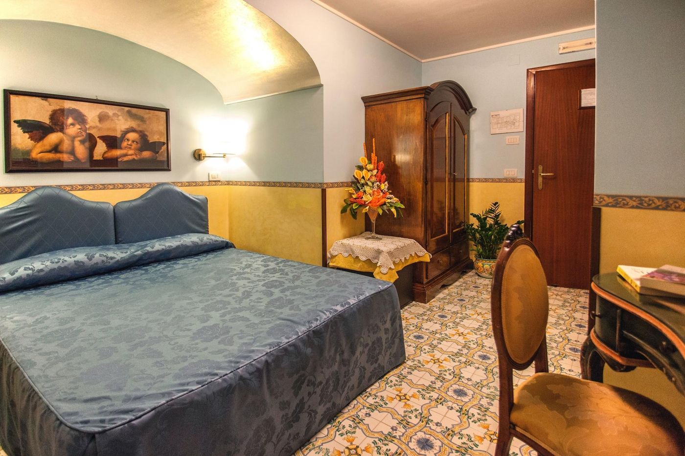 Amalfi-Room-38