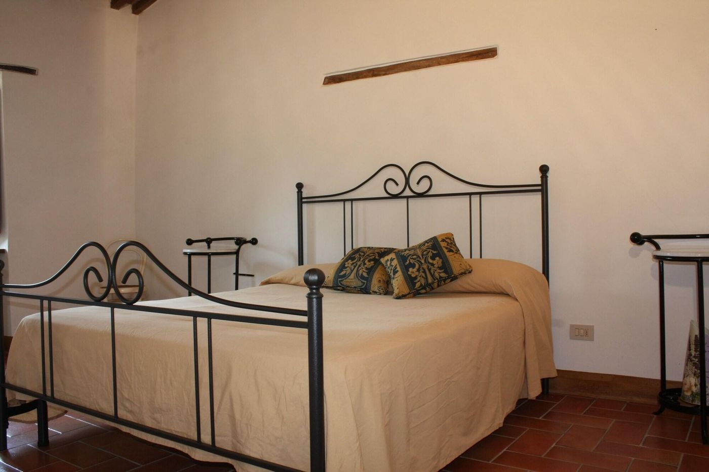 B-B-Villa-La-Nussa-Room-20