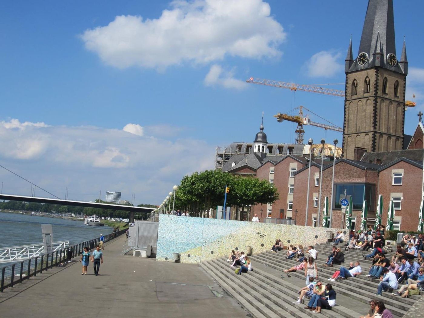 Alt Düsseldorf - Germany - DÜSSELDORF  - Sports and Entertainment - 2