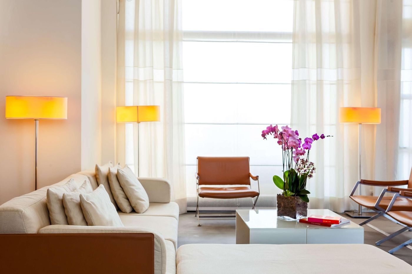 Hilton-Garden-Inn-Florence-Novoli-Lobby-16