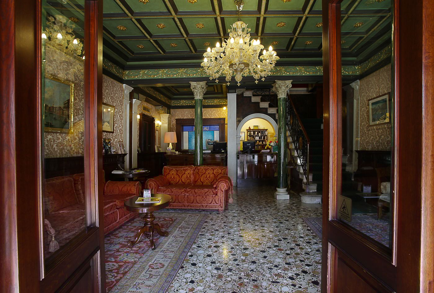 Hotel-Marconi-Lobby-9