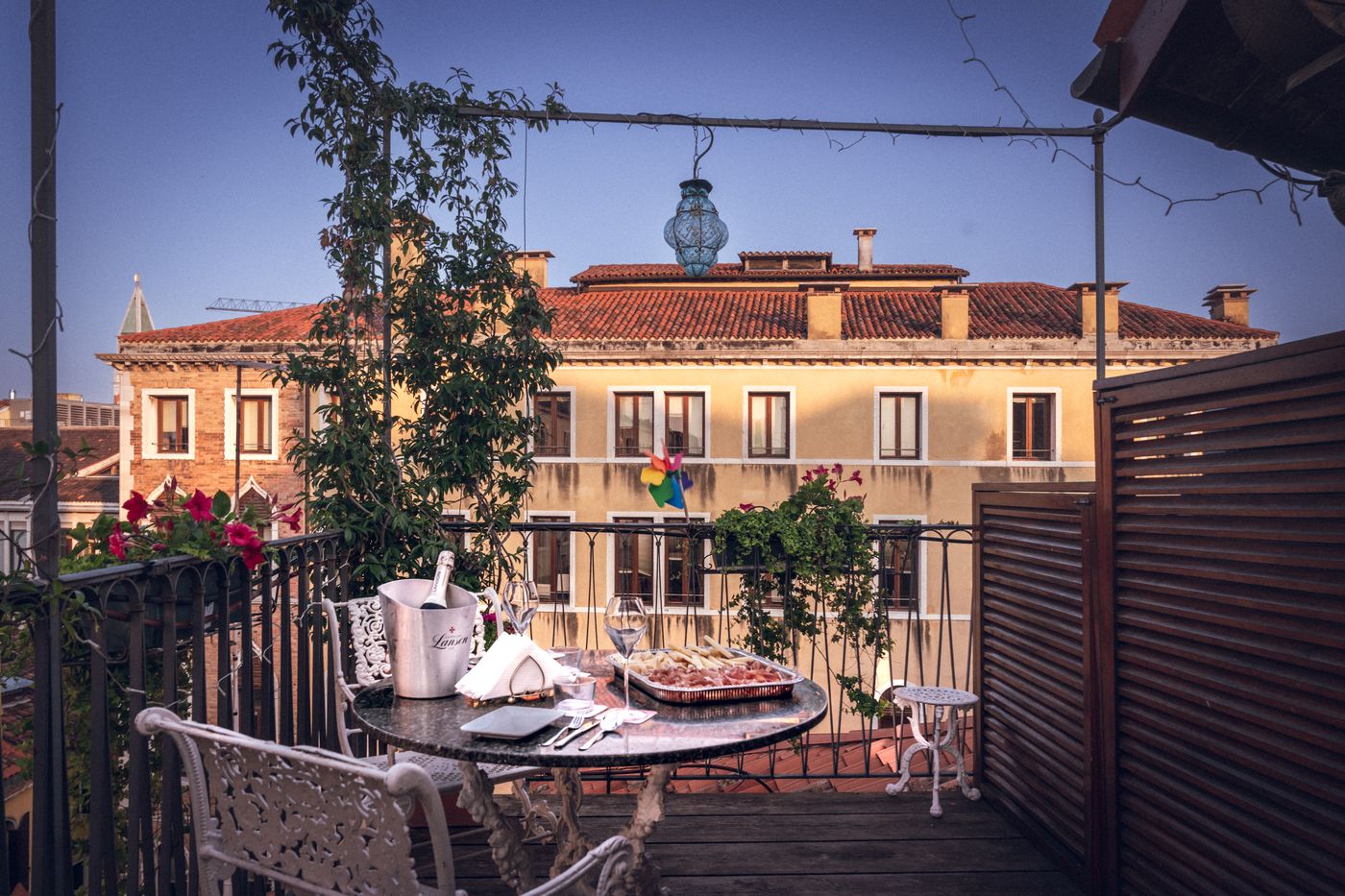 Palazzo-San-Luca-Room-4