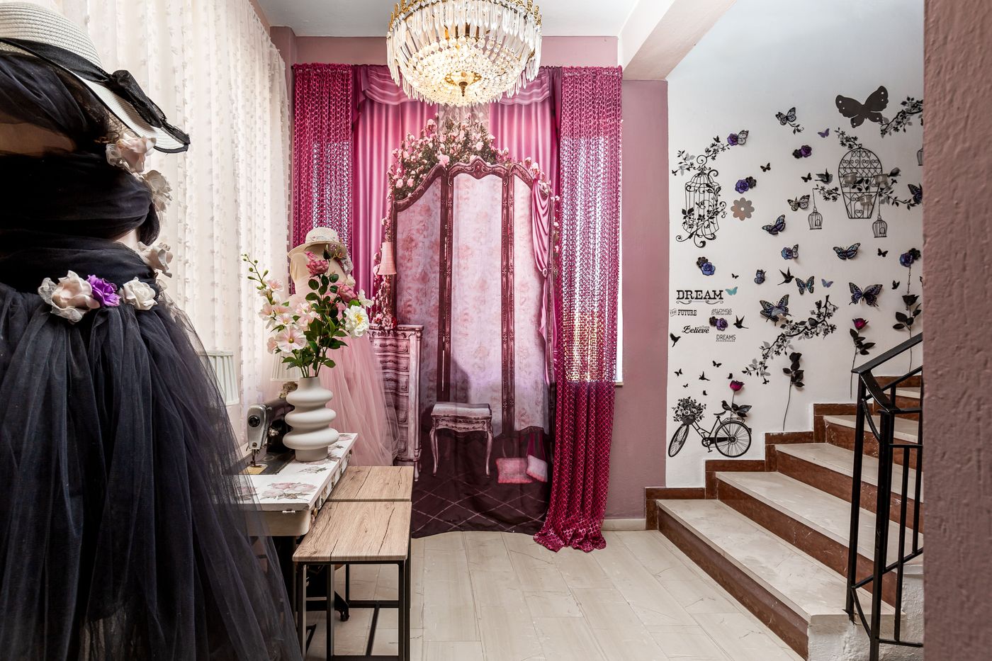 V-A--Boutique-Apartments-and-Suites-Lobby-49