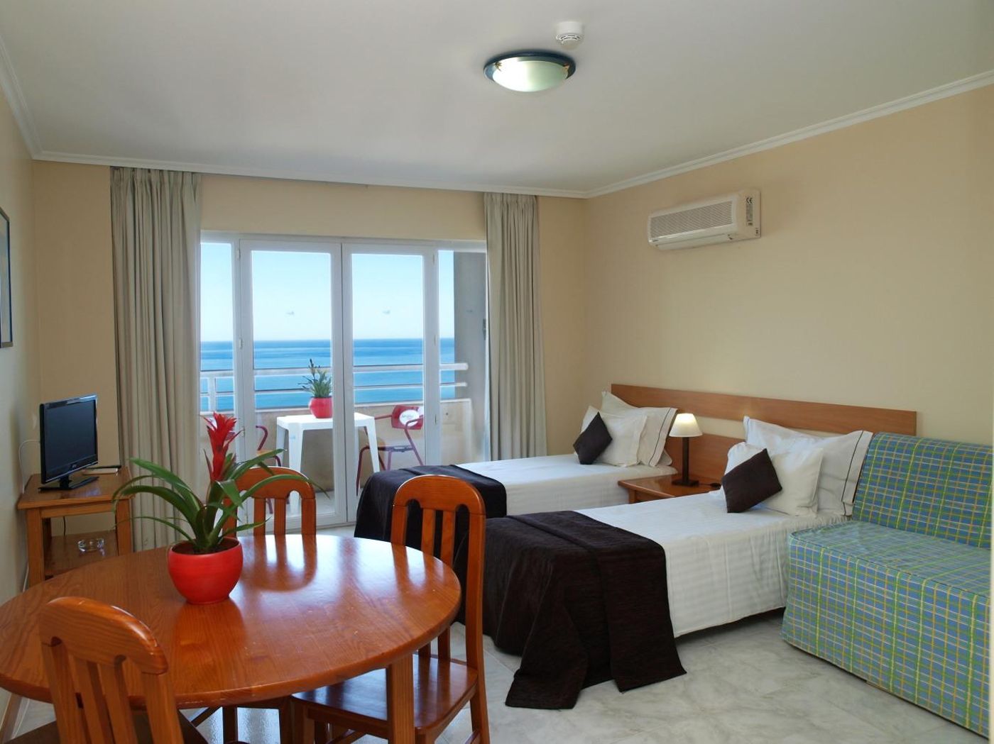 Jardins-da-Rocha-Room-8