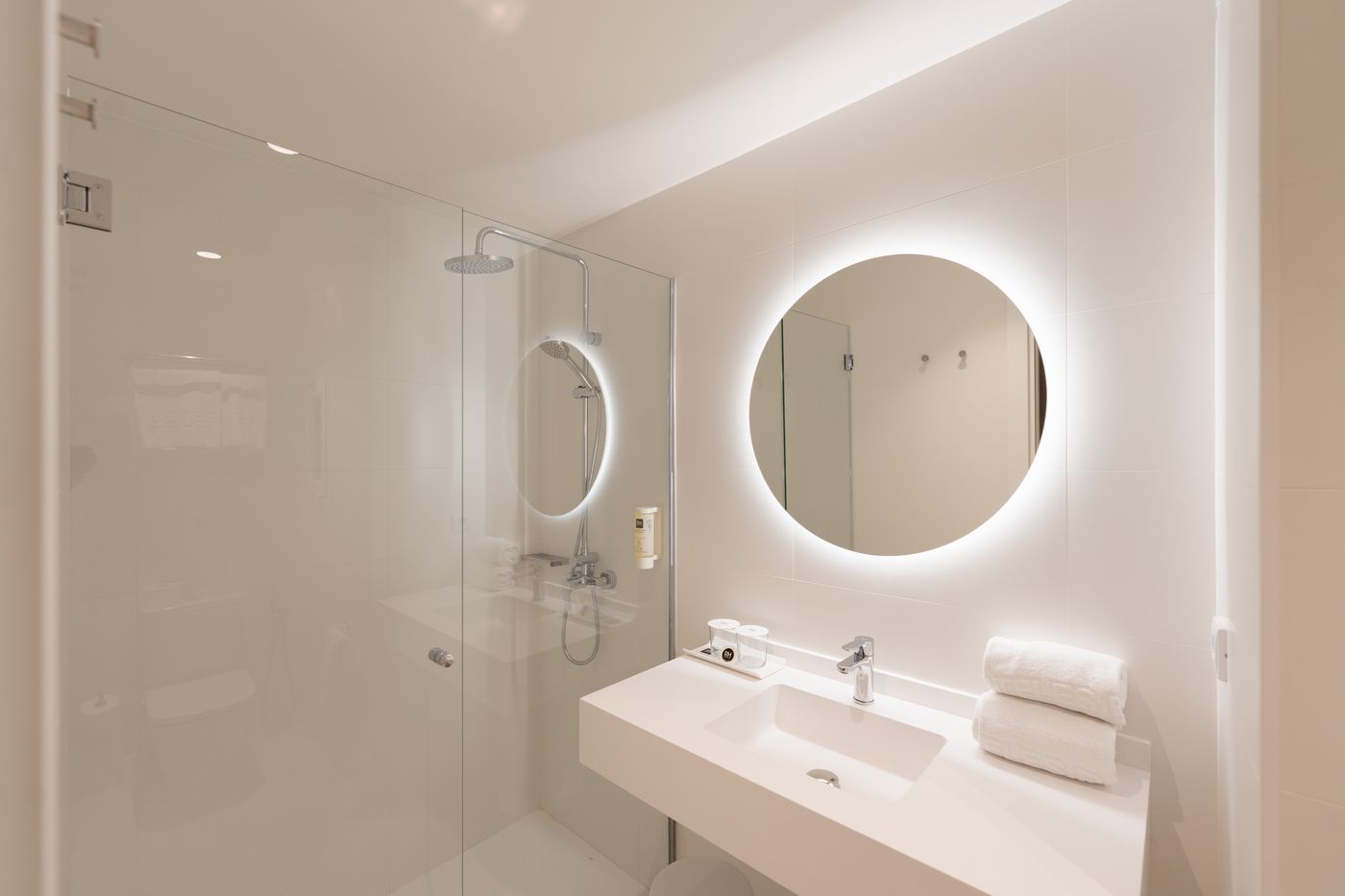 Rh-Sol-Hotel-Room-18