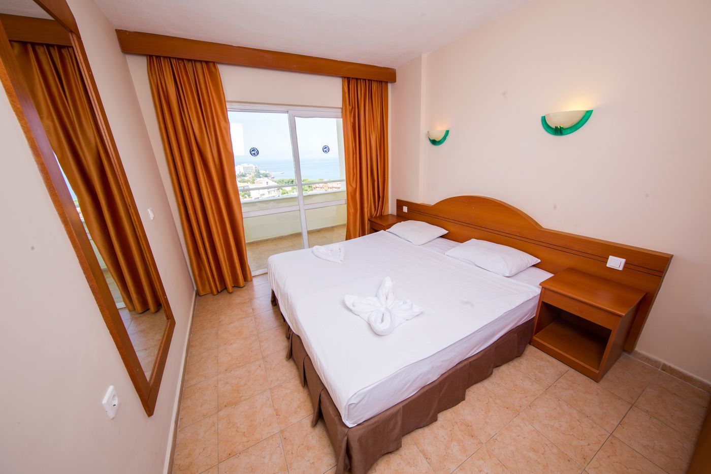 Tuntas-Family-Suites-Kusadasi-Room-23
