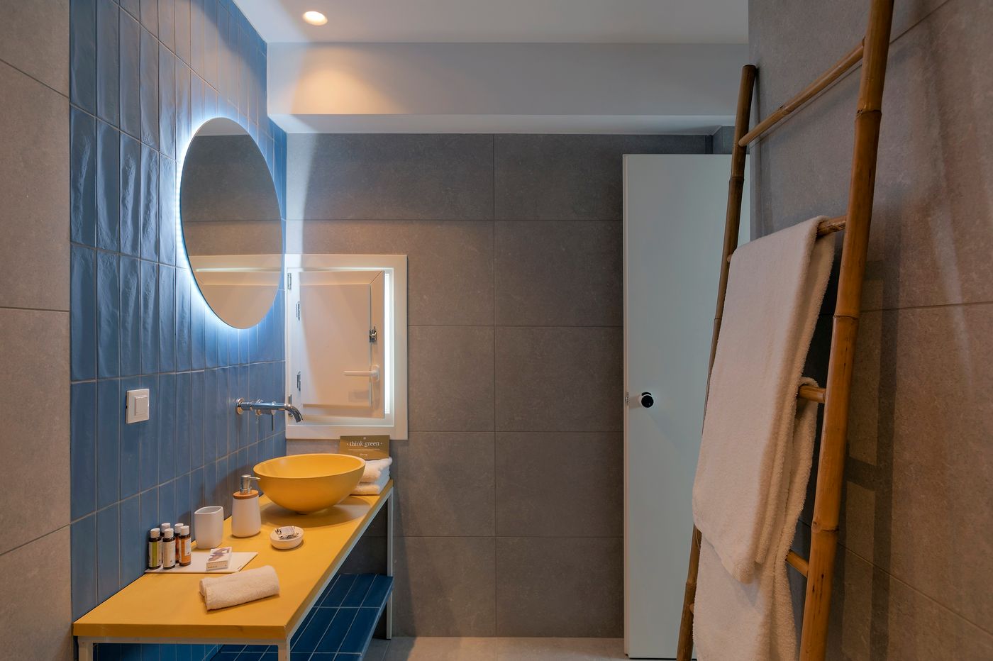 Secret-View-Hotel-Room-46