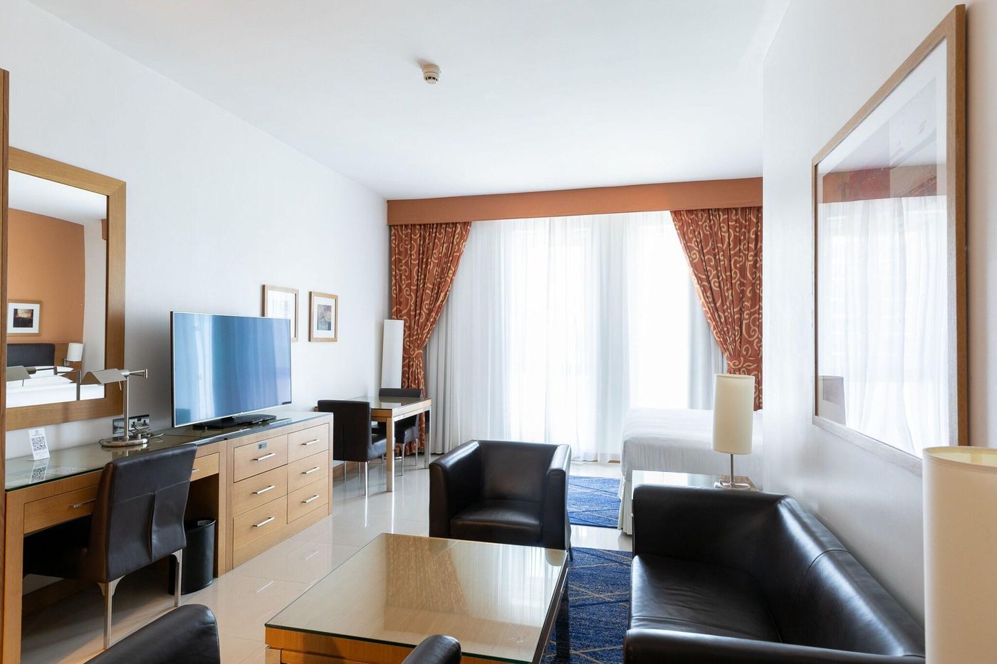 Four-Points-by-Sheraton-Downtown-Dubai-Room-22