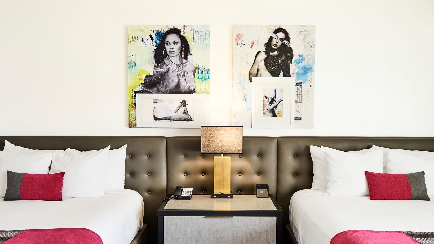 Planet-Hollywood-Resort---Casino-Room-43